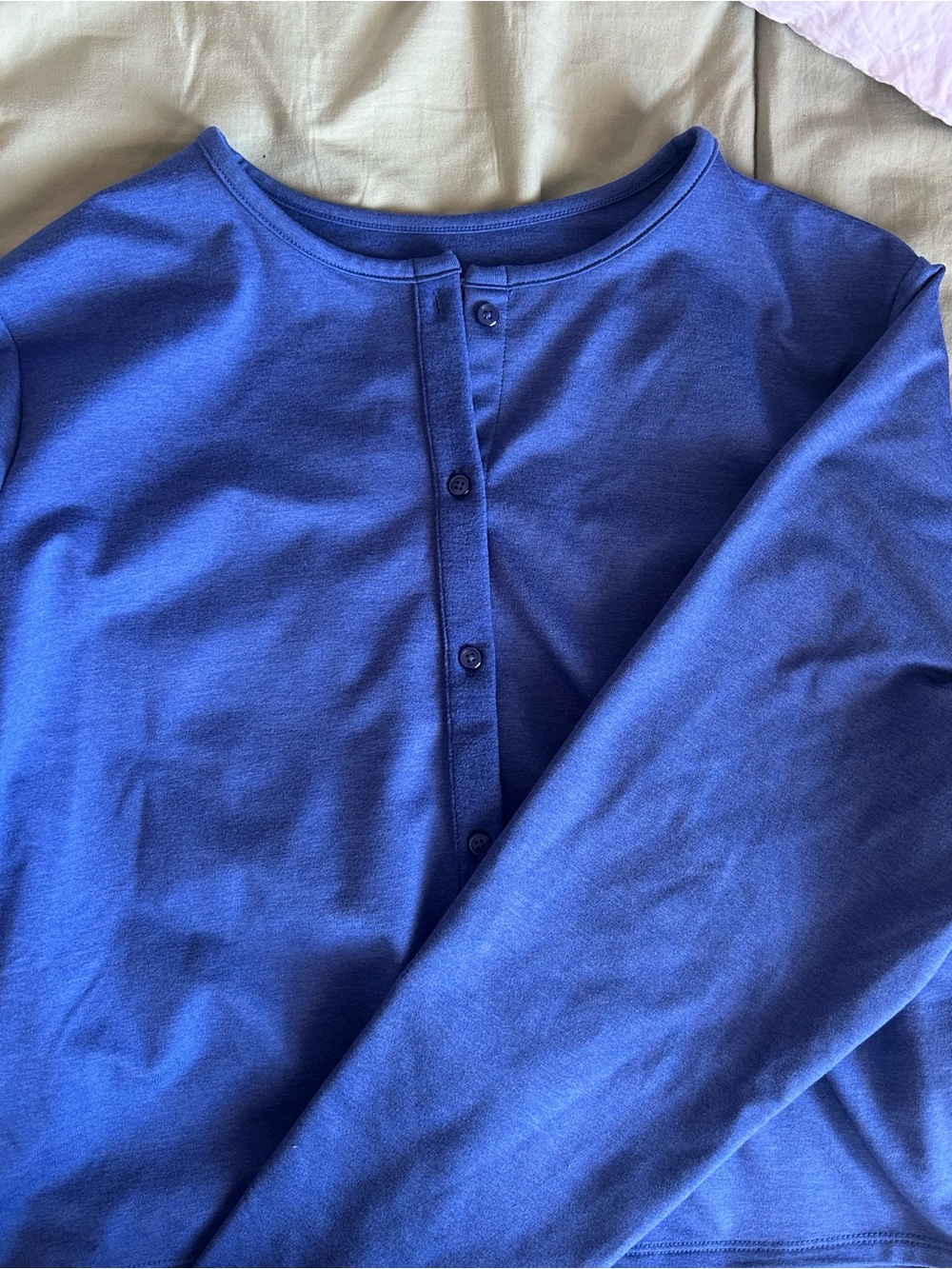 NWOT Old Navy Active CloudComfy Top - Royal Blue